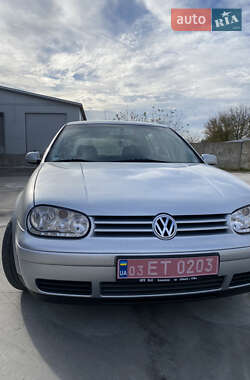 Хэтчбек Volkswagen Golf 2003 в Тернополе