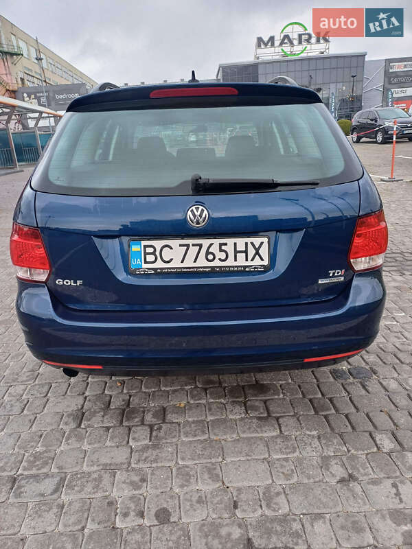 Універсал Volkswagen Golf 2011 в Львові