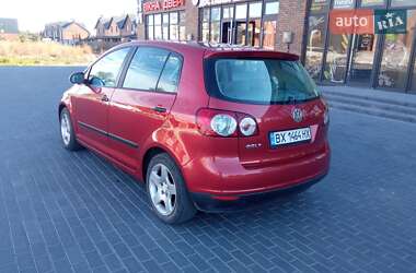 Хэтчбек Volkswagen Golf 2005 в Виннице