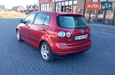 Хетчбек Volkswagen Golf 2005 в Вінниці