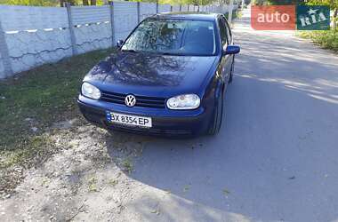 Хетчбек Volkswagen Golf 2001 в Миколаєві