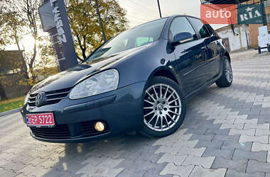 Хетчбек Volkswagen Golf 2008 в Нововолинську