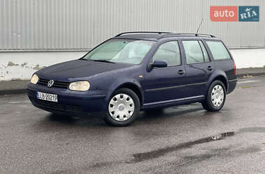 Універсал Volkswagen Golf 2002 в Хусті