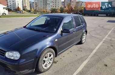 Хэтчбек Volkswagen Golf 2001 в Ивано-Франковске