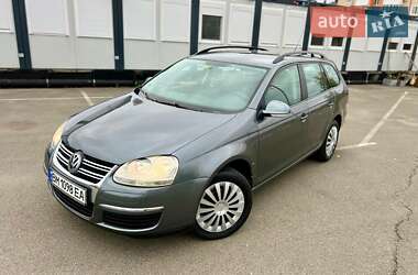 Универсал Volkswagen Golf 2008 в Буче