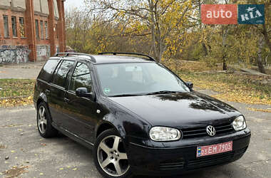 Універсал Volkswagen Golf 2001 в Полтаві