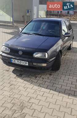 Хэтчбек Volkswagen Golf 1996 в Сторожинце