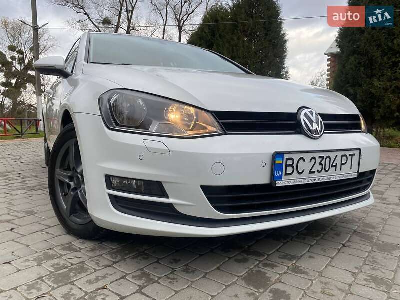 Универсал Volkswagen Golf 2014 в Львове