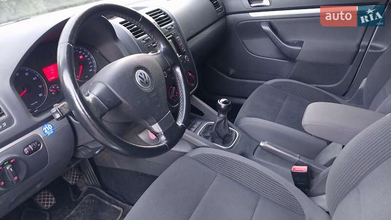Универсал Volkswagen Golf 2009 в Ходорове
