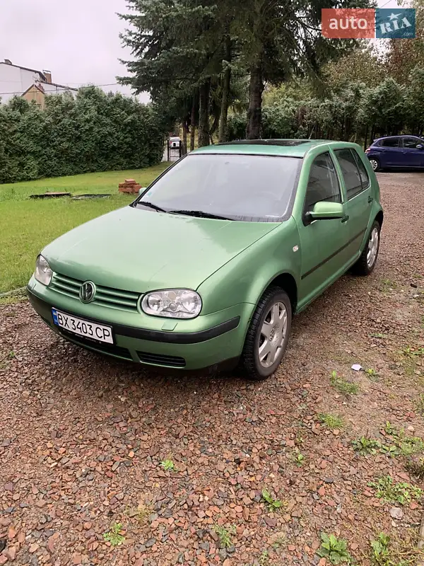 Volkswagen Golf