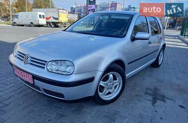 Хэтчбек Volkswagen Golf 2001 в Луцке