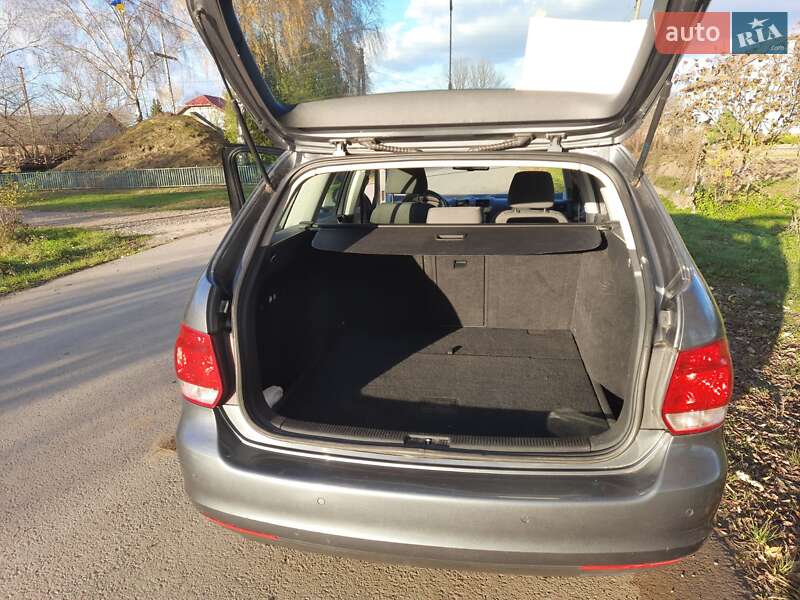 Універсал Volkswagen Golf 2007 в Самборі