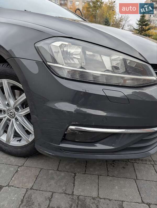 Універсал Volkswagen Golf 2017 в Львові