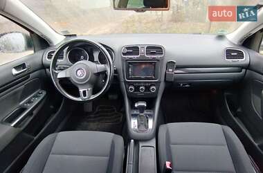 Універсал Volkswagen Golf 2010 в Львові