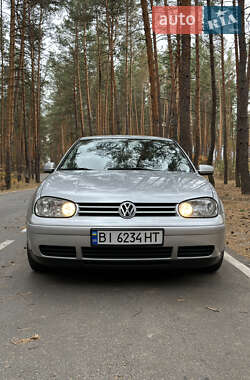 Хетчбек Volkswagen Golf 2002 в Полтаві