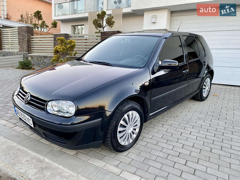 Хэтчбек Volkswagen Golf 1999 в Тульчине