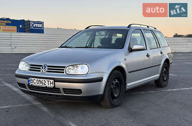 Универсал Volkswagen Golf 2004 в Львове