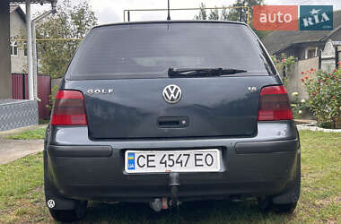 Хэтчбек Volkswagen Golf 2000 в Черновцах