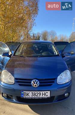 Хэтчбек Volkswagen Golf 2007 в Дубно