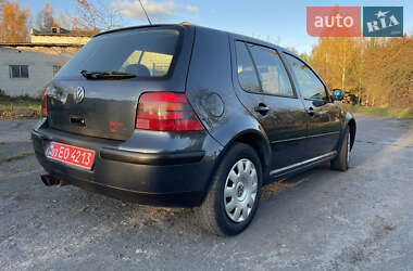 Хэтчбек Volkswagen Golf 2001 в Ковеле