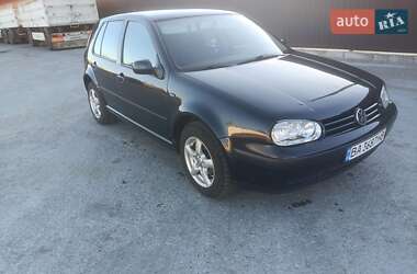 Хетчбек Volkswagen Golf 1999 в Помічній