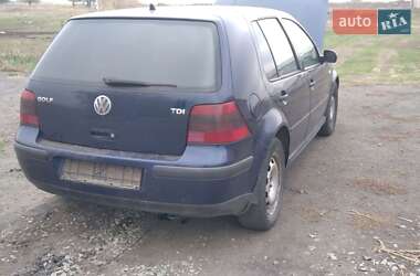 Хэтчбек Volkswagen Golf 2000 в Синельниково