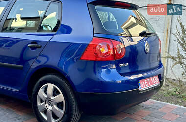 Хэтчбек Volkswagen Golf 2006 в Днепре