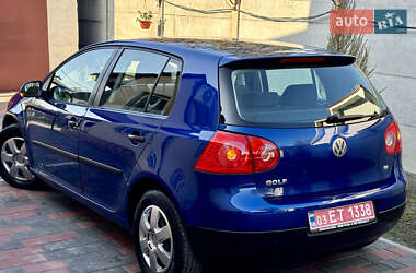 Хэтчбек Volkswagen Golf 2006 в Днепре