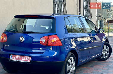 Хэтчбек Volkswagen Golf 2006 в Днепре