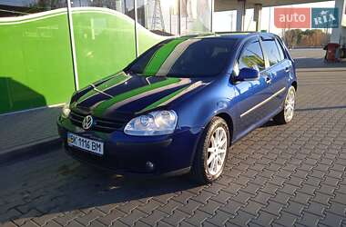 Хэтчбек Volkswagen Golf 2008 в Луцке