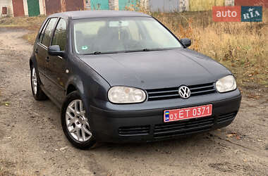 Хетчбек Volkswagen Golf 2002 в Харкові