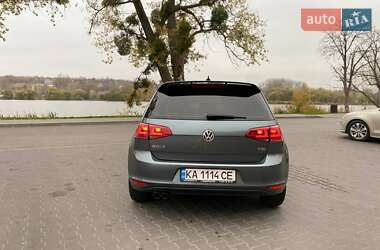 Хэтчбек Volkswagen Golf 2014 в Киеве