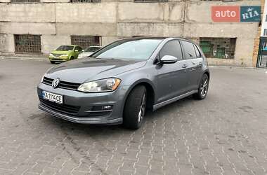 Хэтчбек Volkswagen Golf 2014 в Киеве