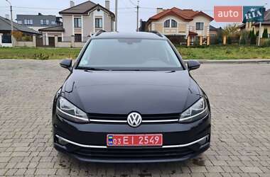 Универсал Volkswagen Golf 2019 в Ровно