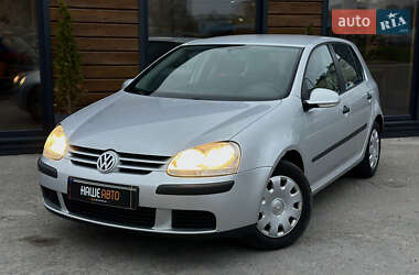 Хетчбек Volkswagen Golf 2006 в Червонограді