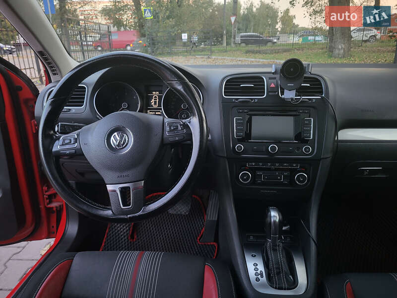 Универсал Volkswagen Golf 2013 в Хмельницком
