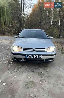 Универсал Volkswagen Golf 2002 в Кропивницком