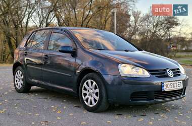 Хетчбек Volkswagen Golf 2005 в Збаражі