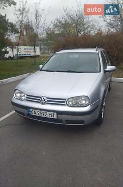 Універсал Volkswagen Golf 2002 в Києві