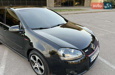 Хетчбек Volkswagen Golf 2006 в Запоріжжі