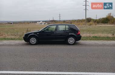 Хетчбек Volkswagen Golf 2000 в Запоріжжі