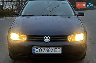 Хетчбек Volkswagen Golf 1999 в Зборові