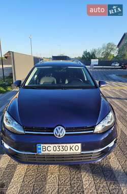 Універсал Volkswagen Golf 2017 в Городку