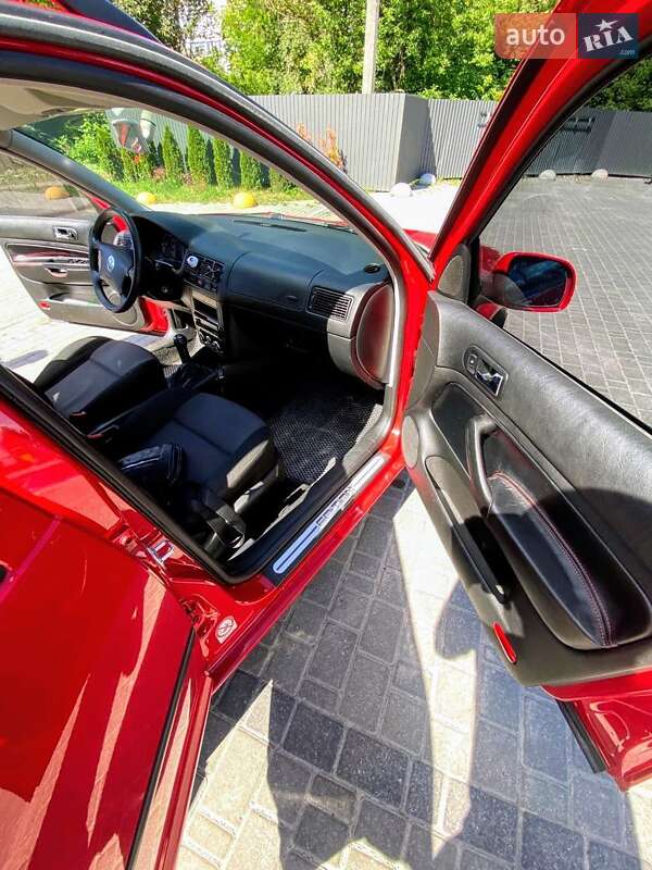 Універсал Volkswagen Golf 2000 в Кам'янець-Подільському