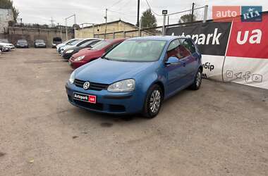 Хетчбек Volkswagen Golf 2003 в Запоріжжі