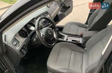 Универсал Volkswagen Golf 2014 в 