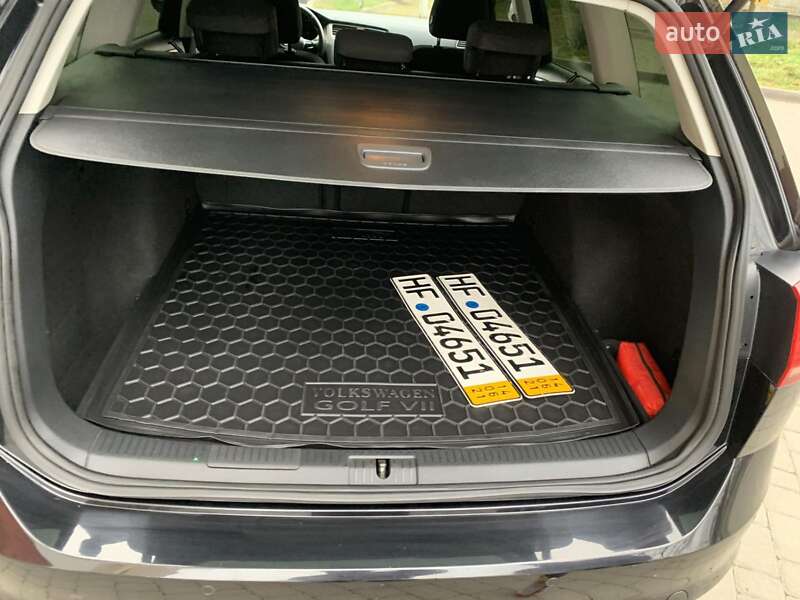 Універсал Volkswagen Golf 2014 в Хмельницькому