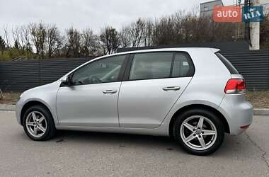 Хетчбек Volkswagen Golf 2009 в Харкові