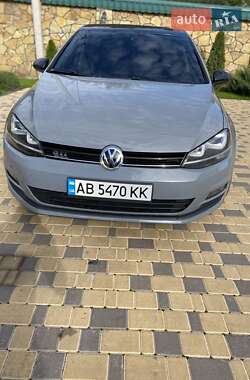 Хэтчбек Volkswagen Golf 2014 в Могилев-Подольске