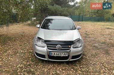 Универсал Volkswagen Golf 2009 в Киеве